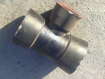 老房子兰州新区铸铁管下水漏水怎么处理